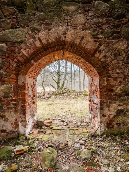 Ruins of old abandoned church — Stock Photo, Image