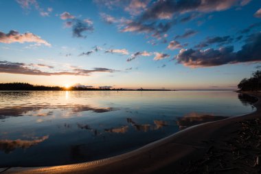 Sakin Nehri dramatik gündoğumu