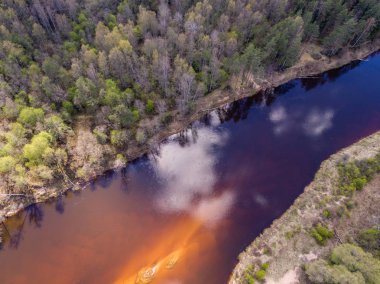 Drone görüntü. kırsal bölgenin havadan görünümü