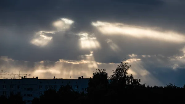 Dramatic red clouds — Stock Photo, Image