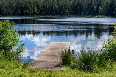 boardwalk Gölü bulutlarda yansıması
