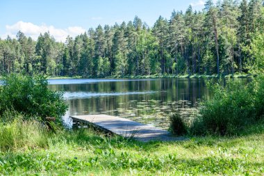 boardwalk Gölü bulutlarda yansıması