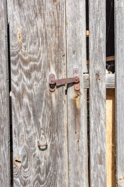 kıymıklar ve çatlaklar ile ahşap tahta