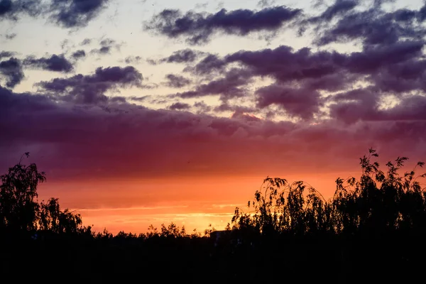 Dramatic red clouds — Stock Photo, Image