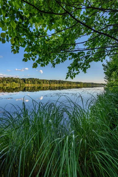 Reflection of clouds in the lake — Stock Photo, Image