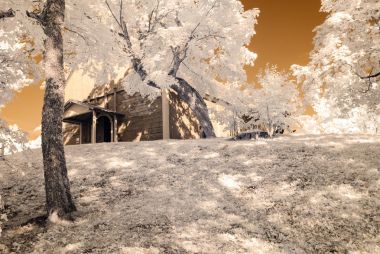 kamu Parkı Turaida Sigulda, Letonya görünümünde. kızılötesi görüntü