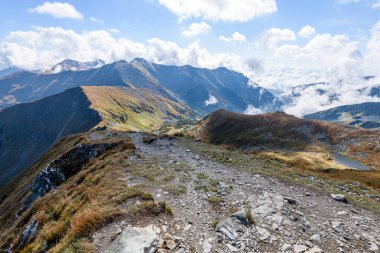 kayalık dağ tepe alan görünümünde Slovakya
