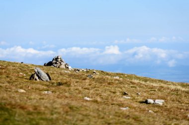Yaz aylarında güneşli hill en fazla. Polonya ve sl dağ sınır