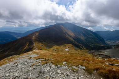Slovakça Karpat Dağları Güz. 