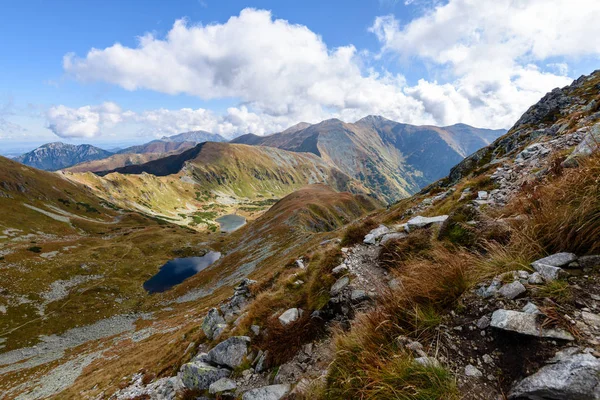 Montañas de los Cárpatos eslovacos en otoño . — Foto de Stock