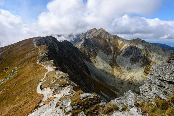 Montañas de los Cárpatos eslovacos en otoño . — Foto de Stock