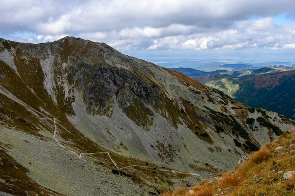 Montañas de los Cárpatos eslovacos en otoño . —  Fotos de Stock