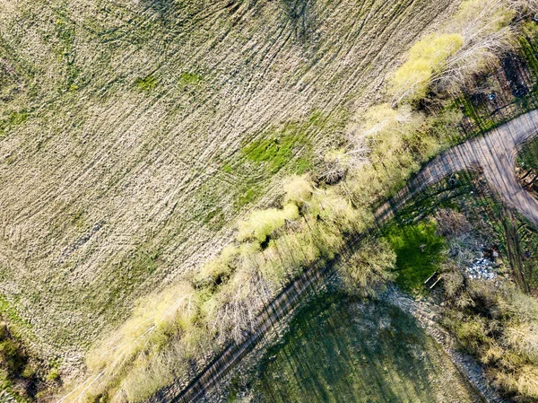 Imagen del dron. vista aérea de la zona rural con campos y bosques i —  Fotos de Stock