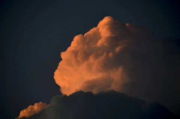 Hermoso Cielo Con Nube Antes Del Atardecer —  Fotos de Stock