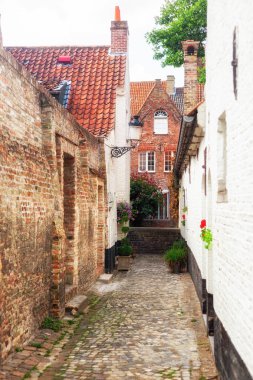 Dar Ortaçağ sokak Bruges, Belçika