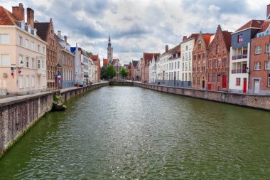 Evler kentin kanal dolgu, Bruges, Belçika