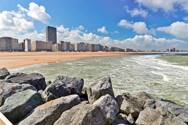 Nézd Város Homokos Strandjától Nyári Nap Ostende Belgium Kilátás Nyílik — Stock Fotó