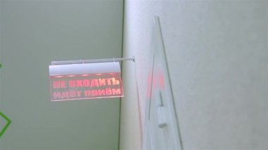 Klinikte bir işaret 