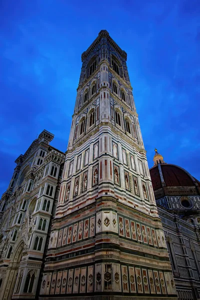 Piazza Del Duomo Está Situada Corazón Del Casco Antiguo Florencia —  Fotos de Stock