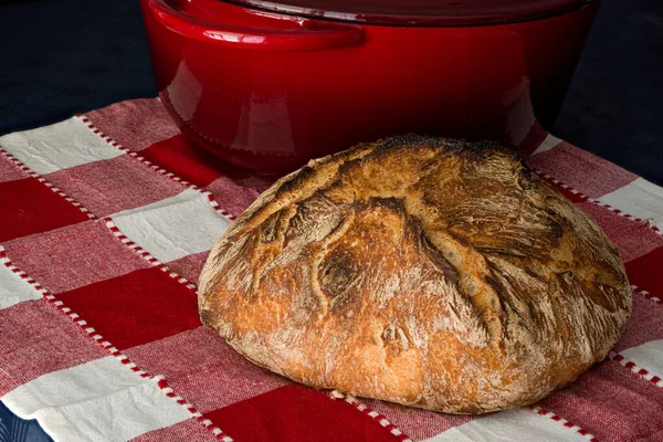 Chleb Kwaśny Jest Wytwarzany Drodze Fermentacji Ciasta Przy Użyciu Naturalnie — Zdjęcie stockowe