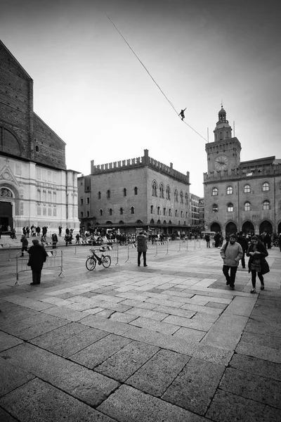 Caminhe até a Piazza Maggiore em Bolonha, Itália — Fotografia de Stock
