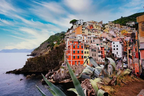 Riomaggiore, starověká vesnice Cinque Terre — Stock fotografie