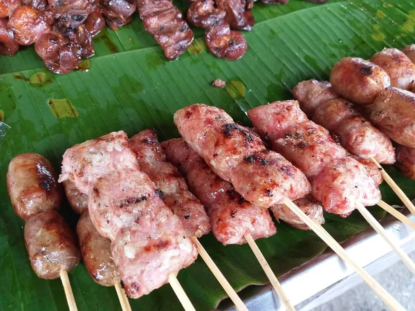 Salsiccia Alla Griglia Asiatica Deliziosa Cibo Strada — Foto Stock