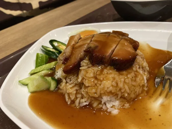 猪肉炖米饭和蔬菜 泰国快餐 — 图库照片