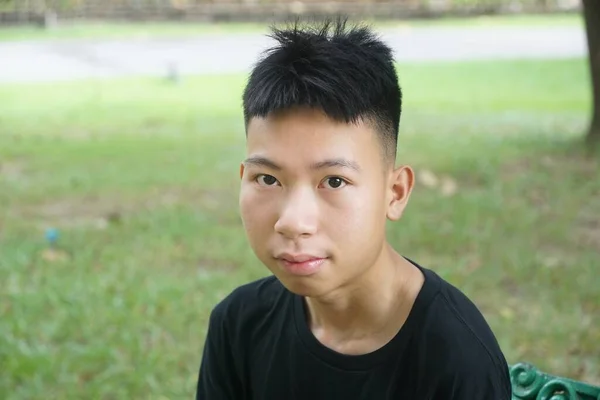 Fermer Jeune Homme Voyage Dans Bangkok Thaïlande — Photo