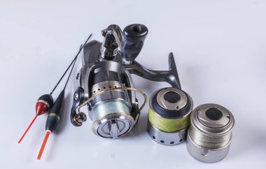 Makara misina, yüzen ve kanca bir kutu