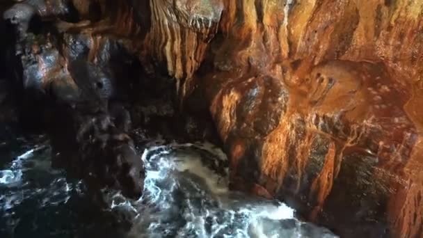Jaskini z wodą — Wideo stockowe