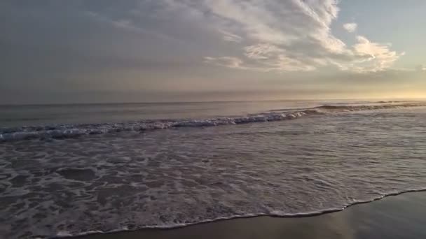 Waves Crashing Gently Quiet Sandy Beach Sunset Time — Stock Video