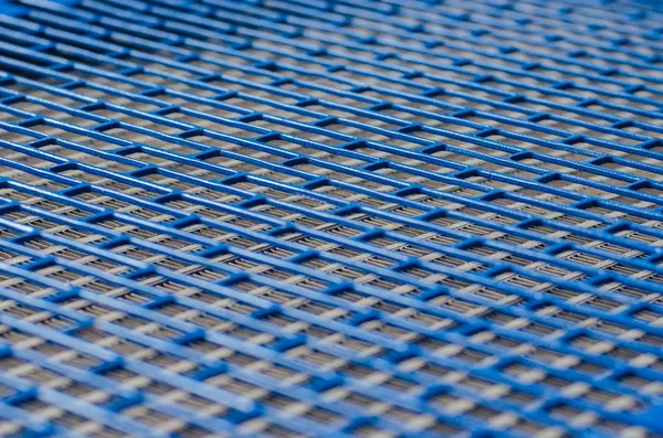 Textura de malha de metal azul com furos retangulares — Fotografia de Stock