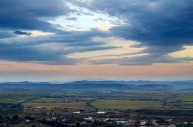 Khust, Transcarpathia Ukrayna akşam şehir üst görünümü