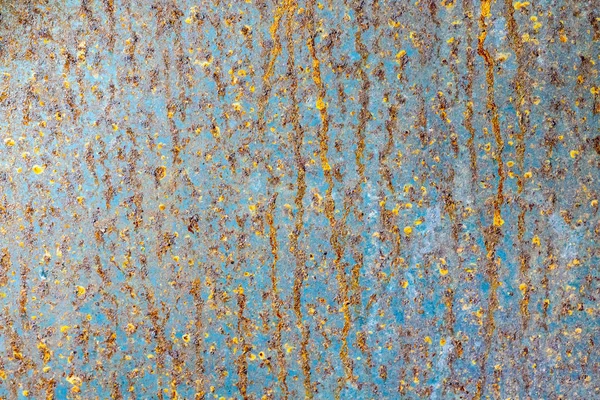 Rostige Metallwand mit rissiger Farbe, Hintergrundstruktur — Stockfoto
