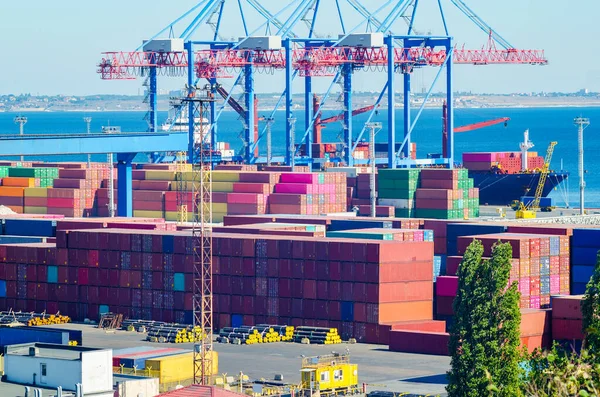 Port Cargo Crane Loads Container Cargo Ship — Stock Photo, Image