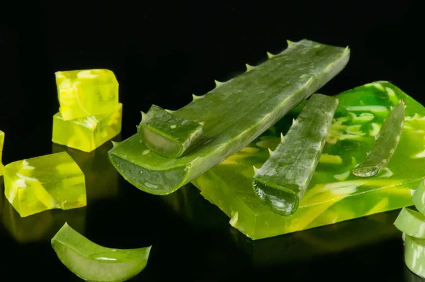 Aloe vera and soap — Stock Photo, Image