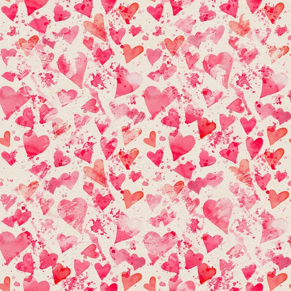 Sömlös akvarell mönster med färgglada hjärtan - romantiska nyanser av röd. — Stockfoto
