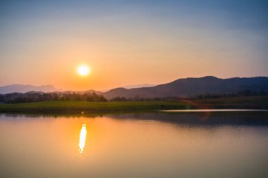 Akşam gökyüzü günbatımı
