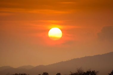 Doğal olayların gün batımında