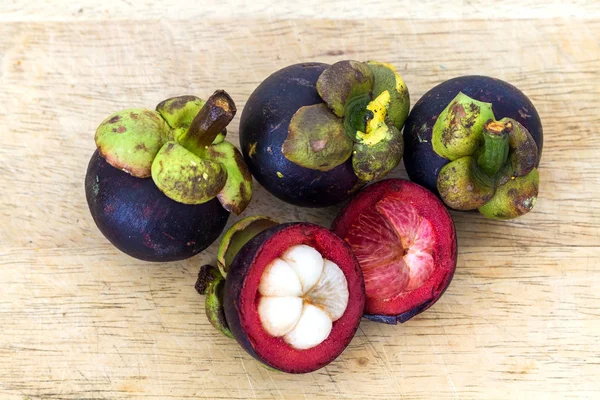 Popüler meyve mangosteen olduğunu