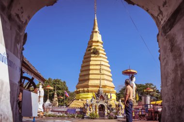 Antik Pagoda heykeli