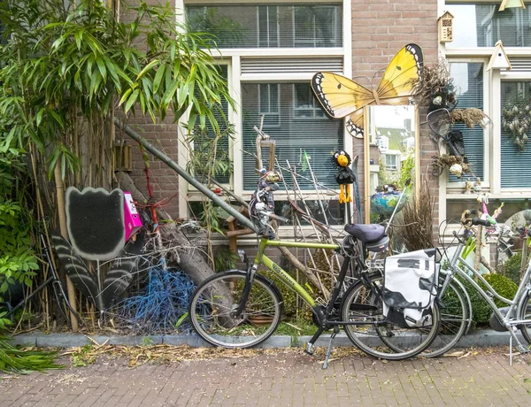 Amsterdam fietsenstalling — Stockfoto