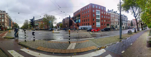 アムステルダムのアムステルダム オランダ 月年頃 2017 歩行者横断 — ストック写真