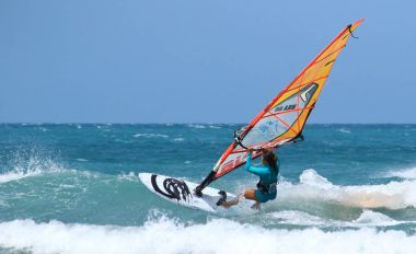 Deneme femail Jericoacoara içinde Rüzgar Sörfü