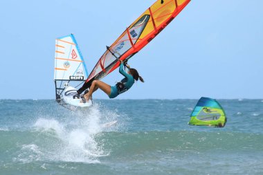 Deneme femail Jericoacoara içinde Rüzgar Sörfü