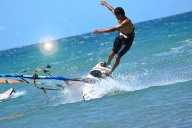 Aşırı Rüzgar Sörfü hileler