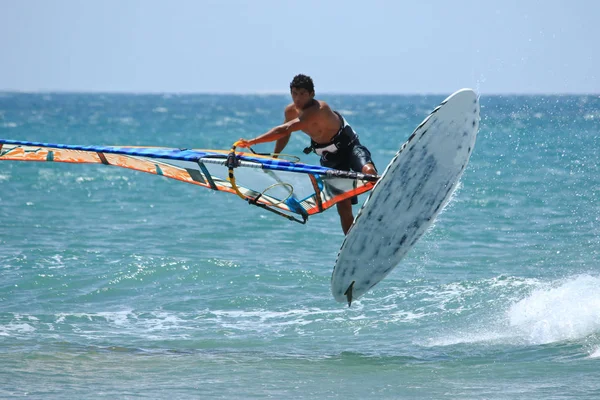 Aşırı Rüzgar Sörfü hileler