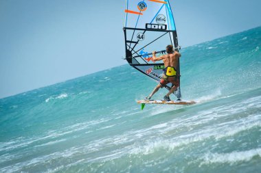 Aşırı Rüzgar Sörfü hileler