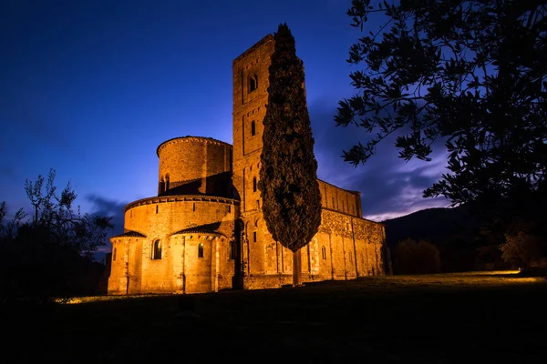 Італія Тоскана Сант Антімо Абатство Церкви — стокове фото